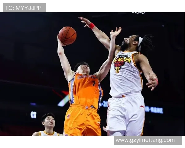 深入分析深圳篮球队阵地战战术特点与执行策略